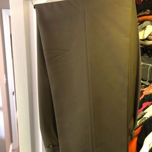 2 pairs Jos A Bank men’s slacks